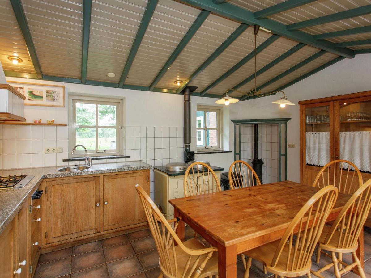 Beautiful Holiday Home In Lage Mierde With Fireplace Buitenkant foto