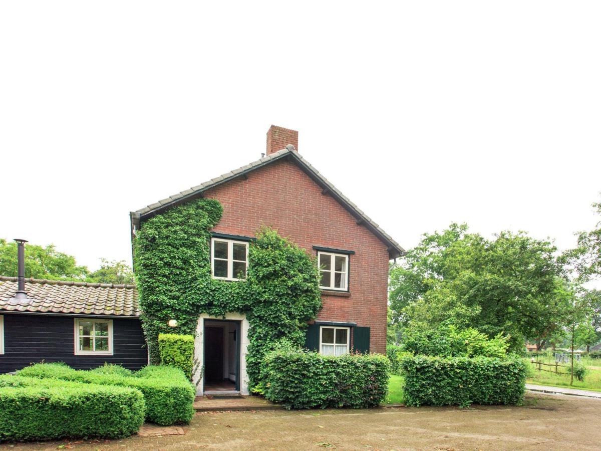 Beautiful Holiday Home In Lage Mierde With Fireplace Buitenkant foto