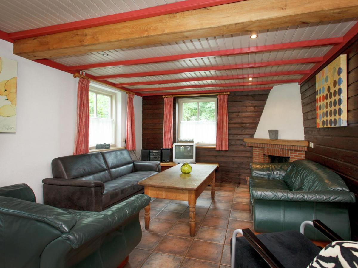 Beautiful Holiday Home In Lage Mierde With Fireplace Buitenkant foto